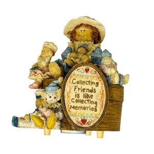 San Francisco Music Box Co Heart Tugs Collecting Friends Musical Figurine 1997